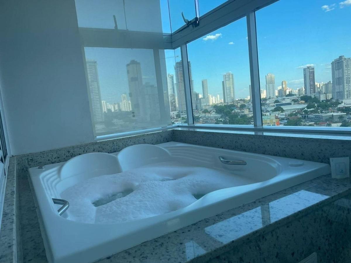 1 Qts.| 2 Hosp. | Jacuzzi Na Varanda | Linda Vista Гояния Экстерьер фото